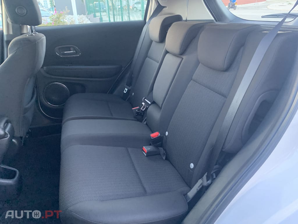 Honda HR-V 1.6 i-DTEC Elegance + Connect Navi