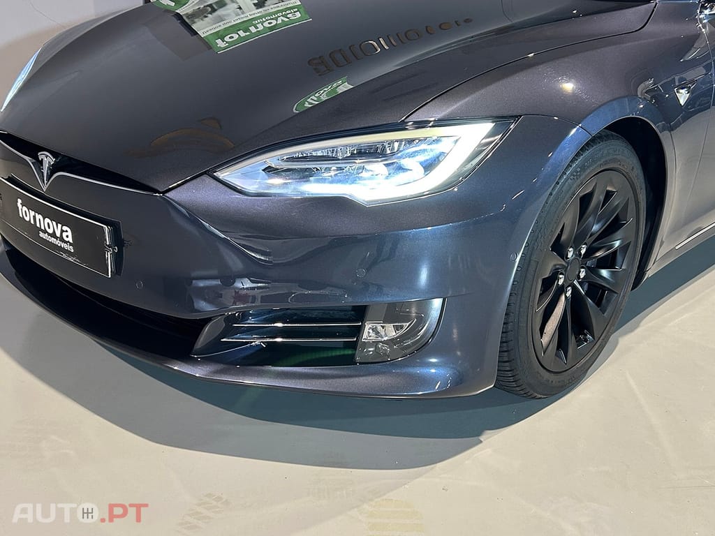 Tesla Model S 75D