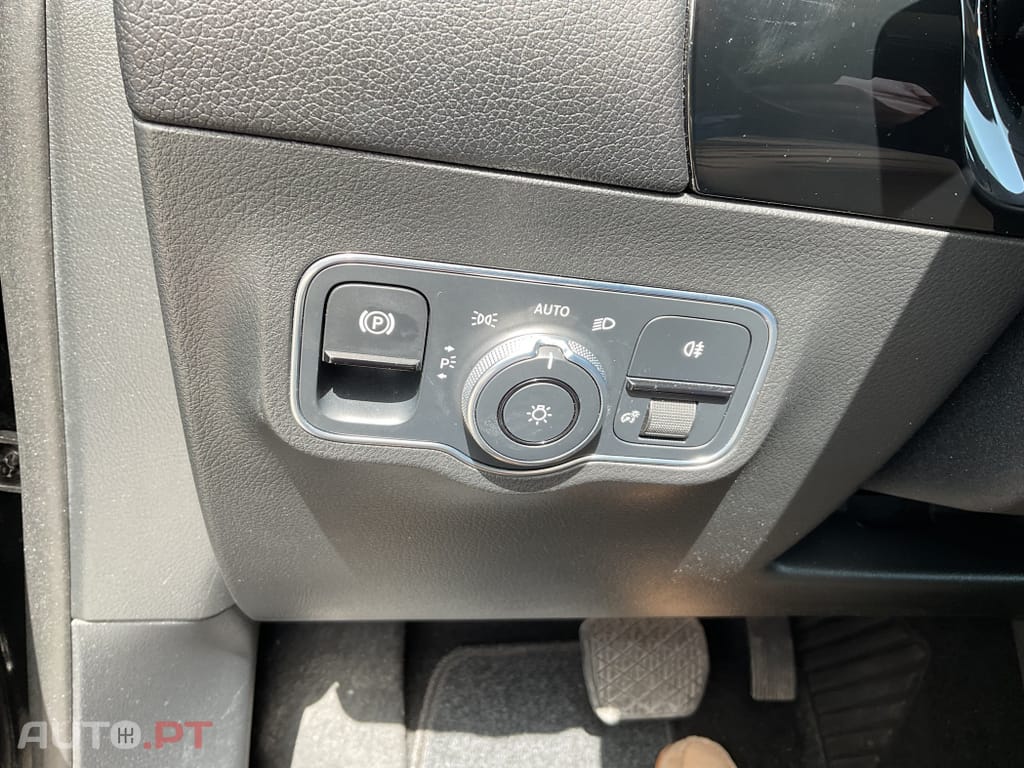 Mercedes-Benz GLA 200 d