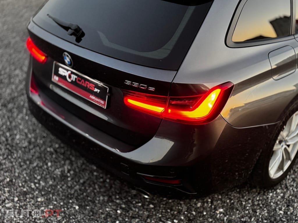 BMW 330 e Touring Corporate Edition Auto