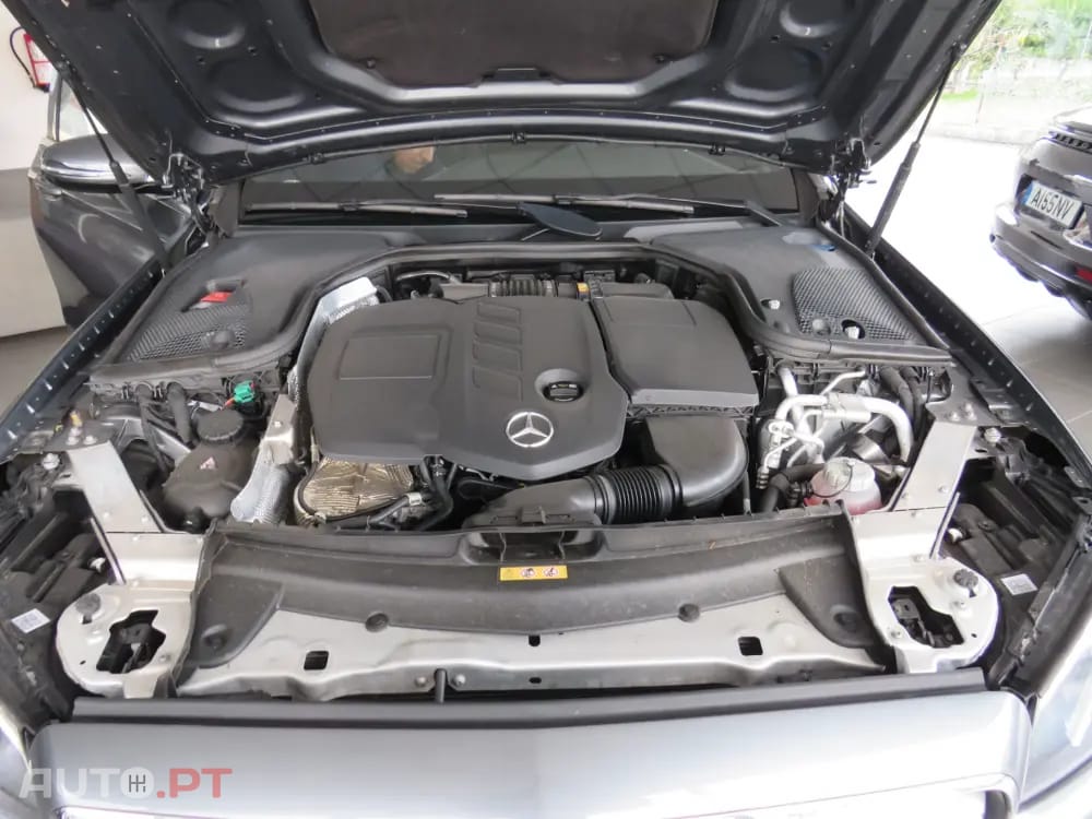 Mercedes-Benz E 300 de AMG Line