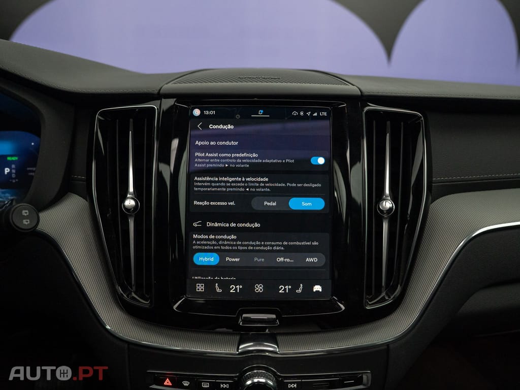Volvo XC60 2.0 T6 PHEV Ultra Dark AWD