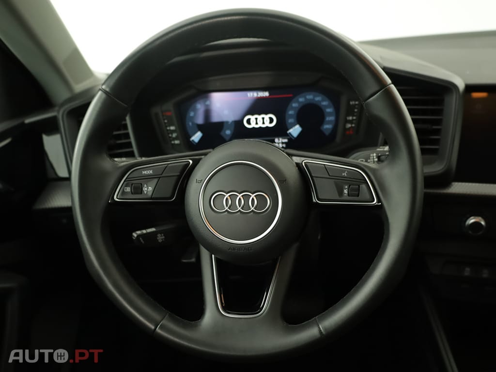 Audi A1 A1 SB 30 TFSI Advanced S tronic