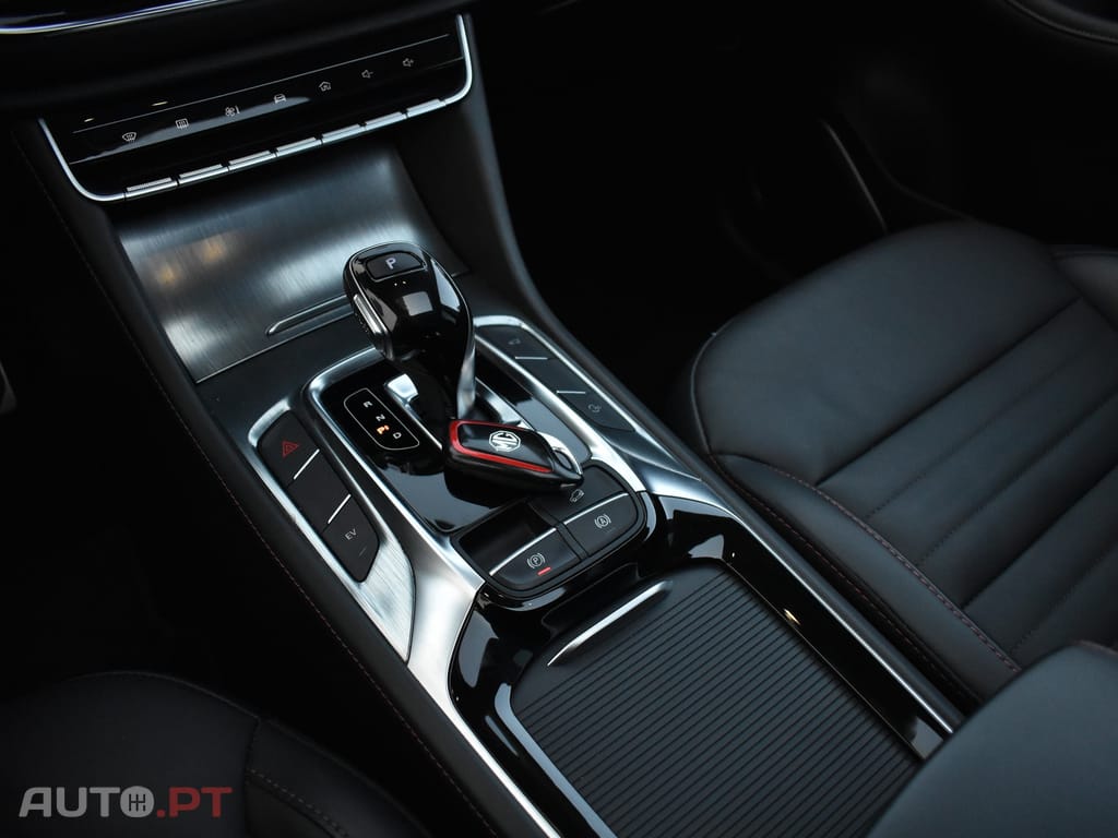 MG EHS 1.5 T-GDI Plug-in Hybrid Luxury