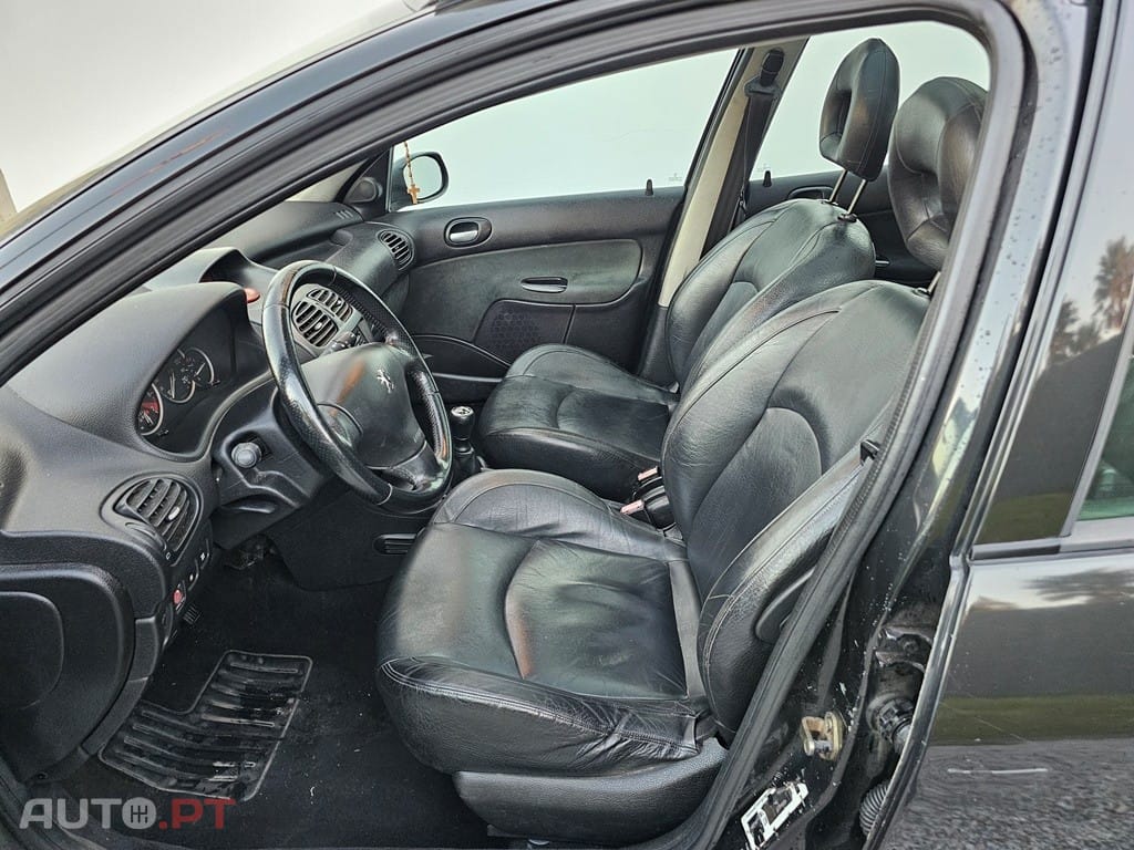 Peugeot 206 1.4 16V XT