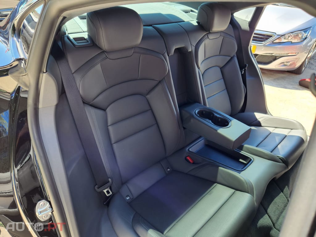 Porsche Taycan 4S bateria Performance Plus