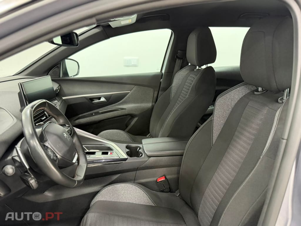 Peugeot 3008 1.5 BlueHDi Active Pack EAT8
