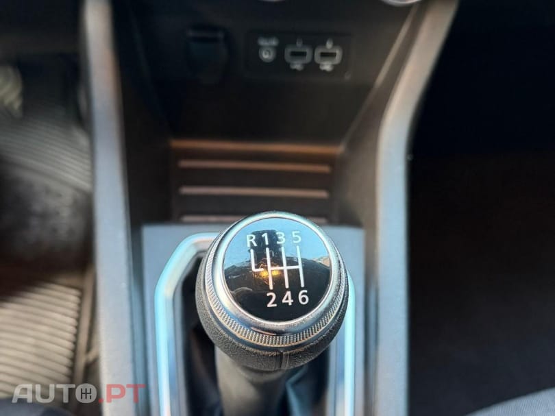 Renault Clio 1.0 TCe Intens Bi-Fuel