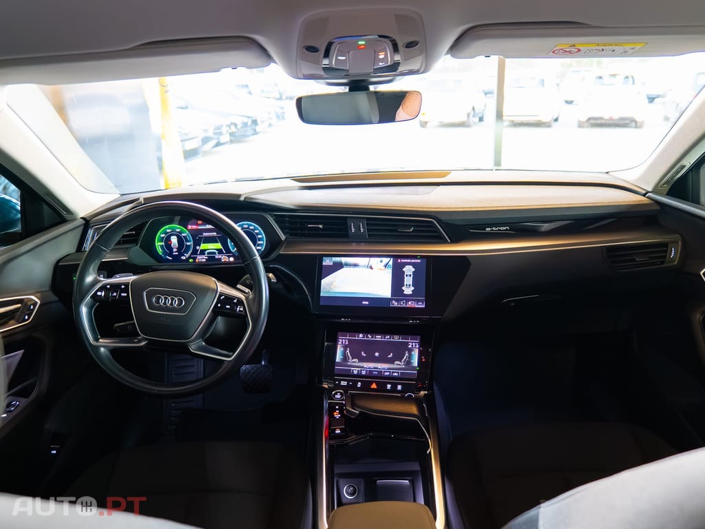 Audi Q8 E-Tron 55 quattro Advanced