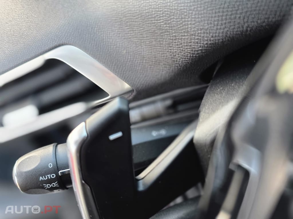 Peugeot 3008 1.5 BlueHDi Allure Pack EAT8