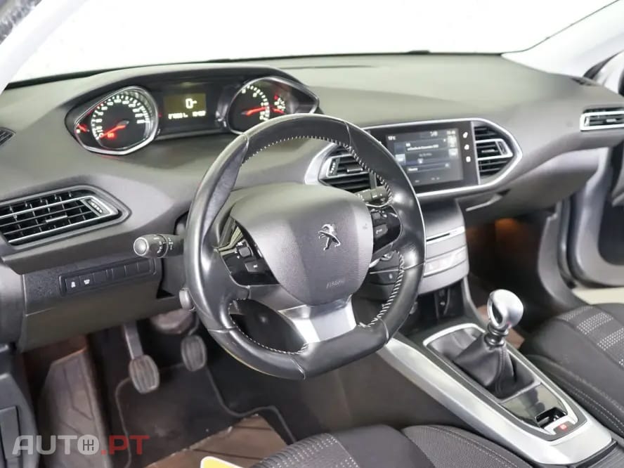 Peugeot 308 SW 1.6 BlueHDi Allure