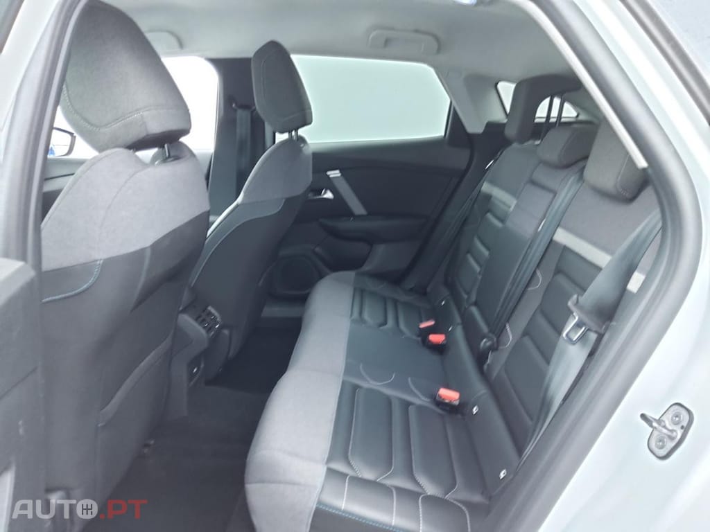 Citroen C4 1.5 BlueHDi Shine EAT8