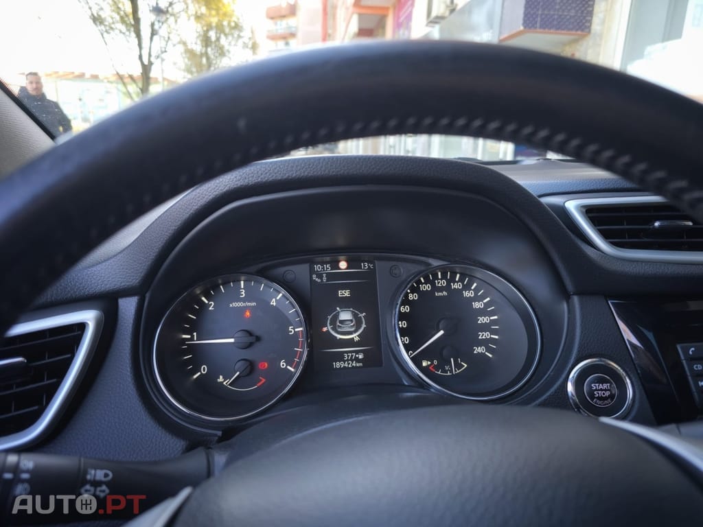 Nissan Qashqai 1.5 dCi N-Connecta 18