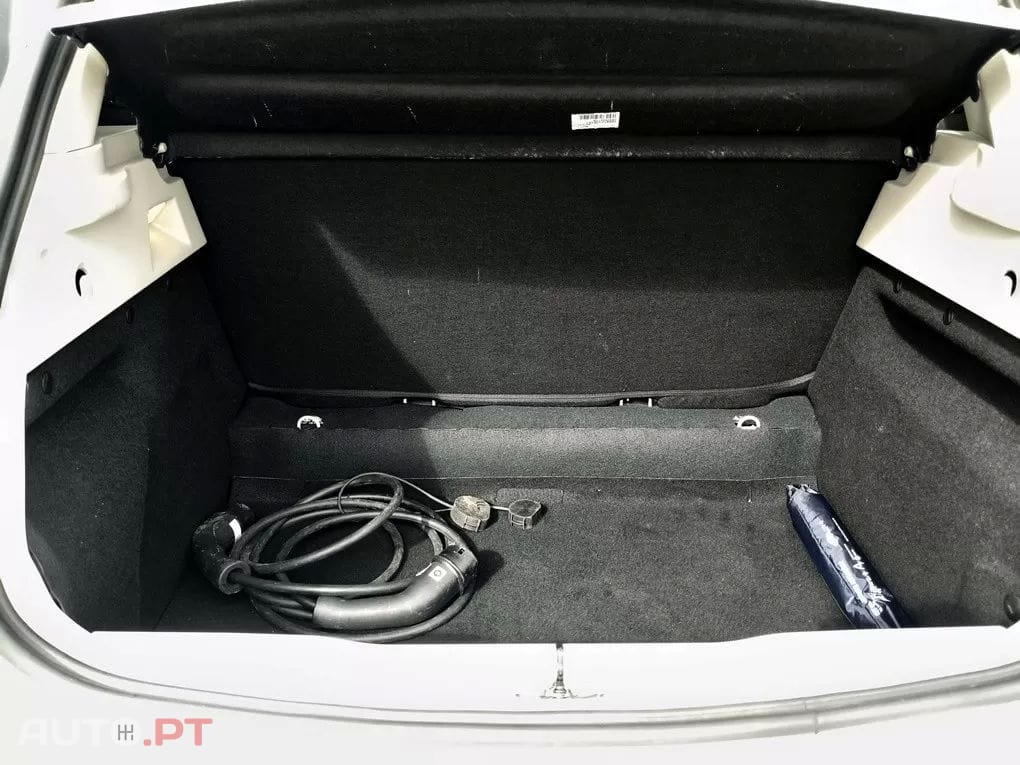 Renault Zoe (c/ Bateria) EV 50 110hp Equilibre