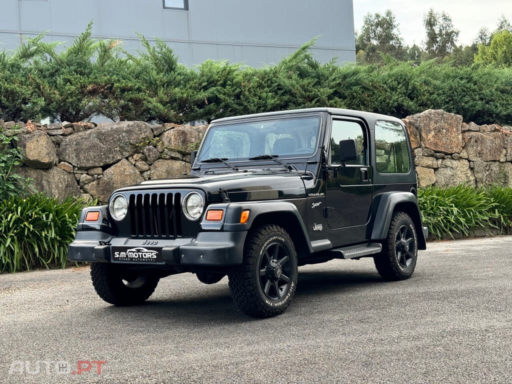 Jeep Wrangler 2.5 Sport Hard Top
