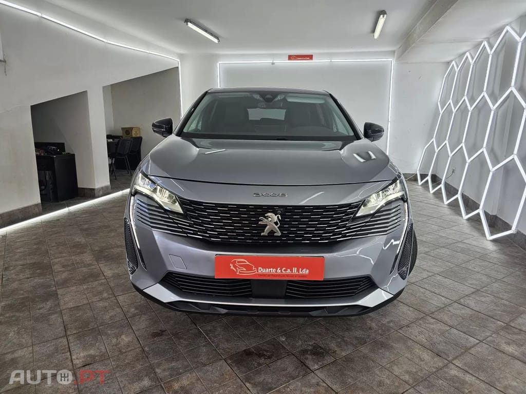 Peugeot 3008 1.6 Hybrid Allure e-EAT8