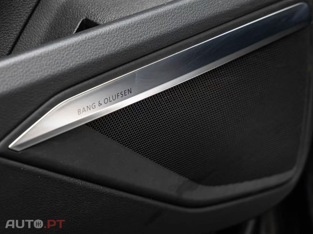 Audi E-Tron S ALL-BLACK