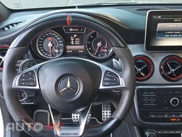 Mercedes-Benz CLA 45 AMG Shooting Brake 4-Matic