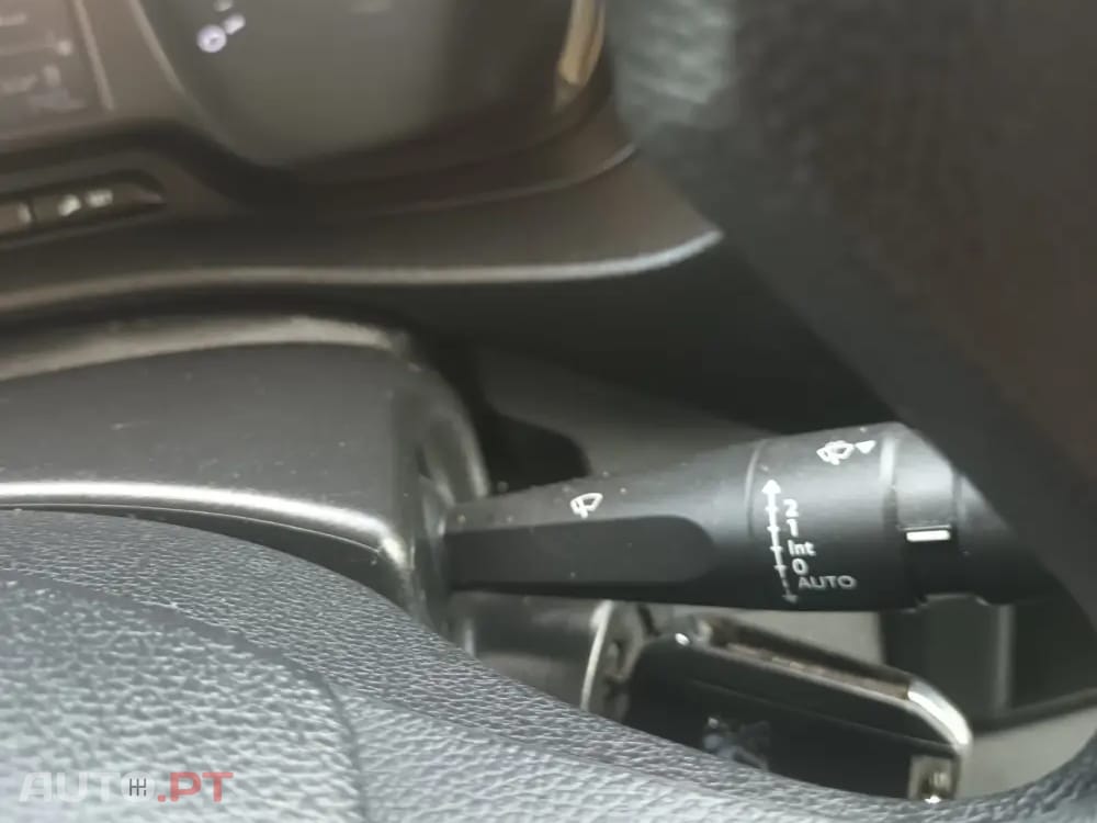 Peugeot Expert Outro