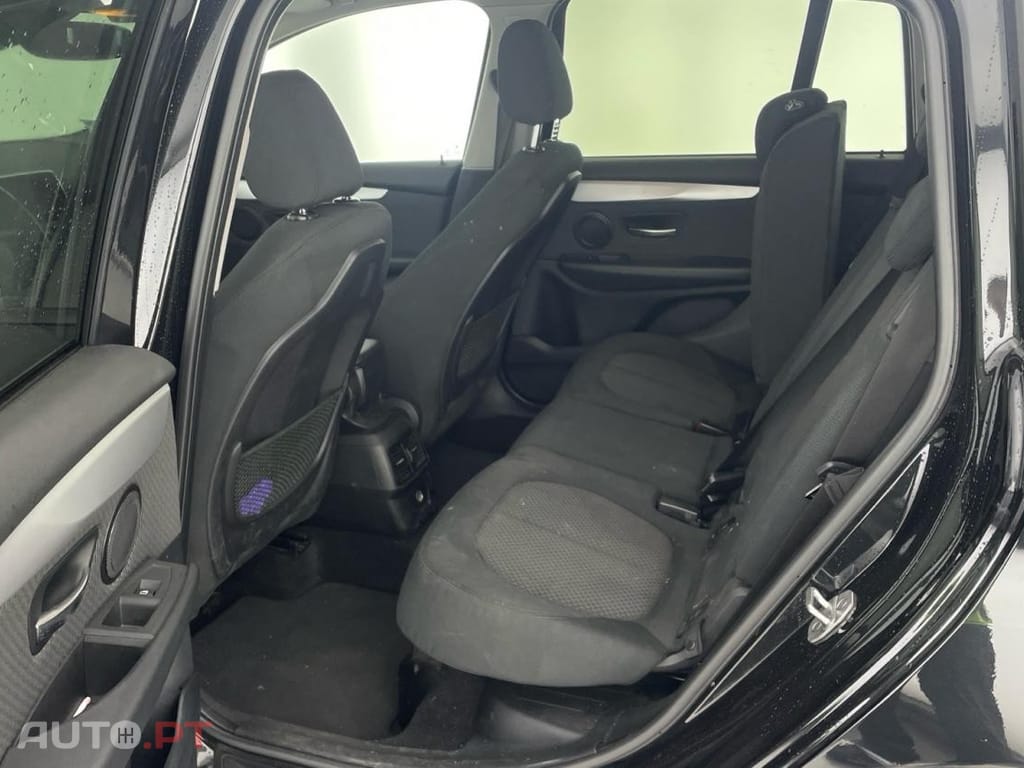 BMW 216 d 7L Advantage Auto