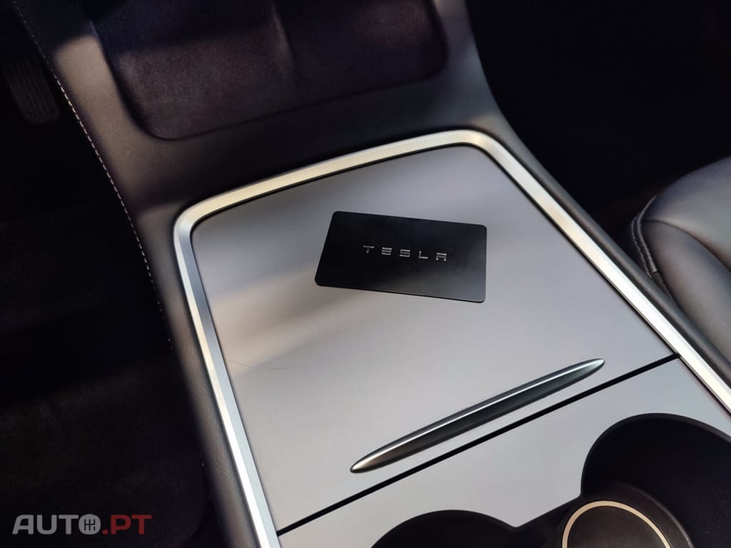 Tesla Model 3 ND