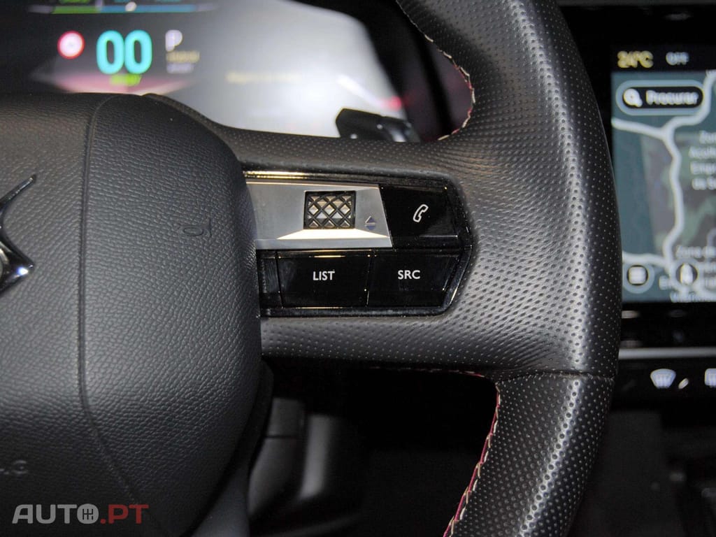 DS DS7 E-Tense Performance Line