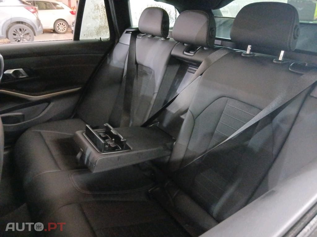 BMW 320 e Corporate Edition Auto