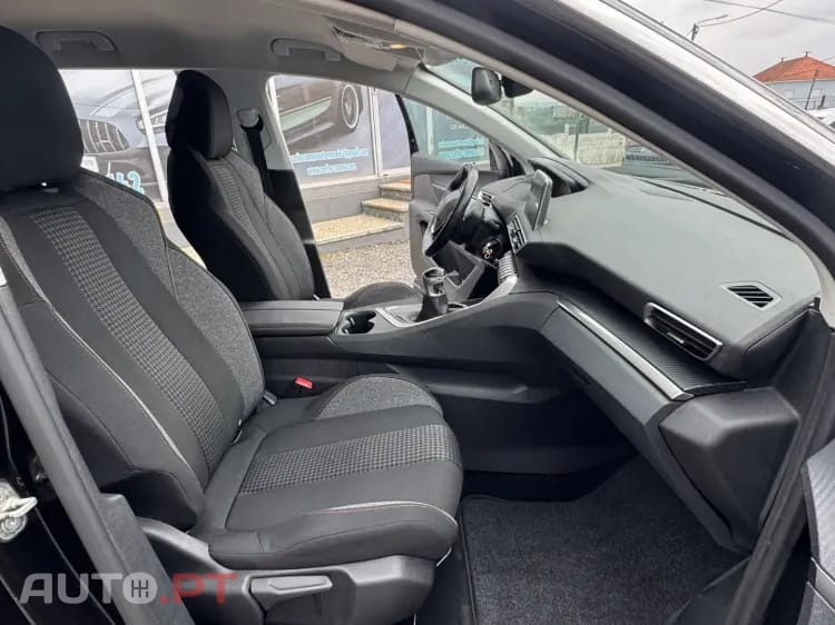 Peugeot 3008 1.5 BlueHDi Active Pack