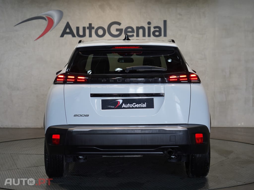 Peugeot 2008 1.2 PureTech Allure
