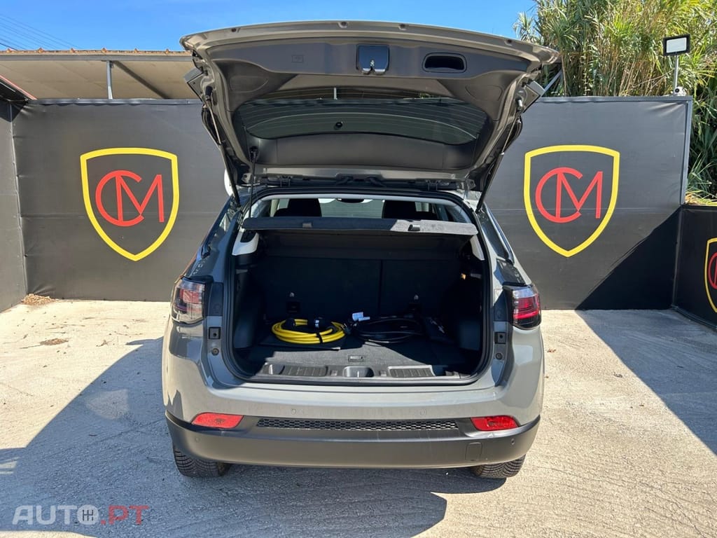 Jeep Compass 4xE 1.3 TG UPLAND