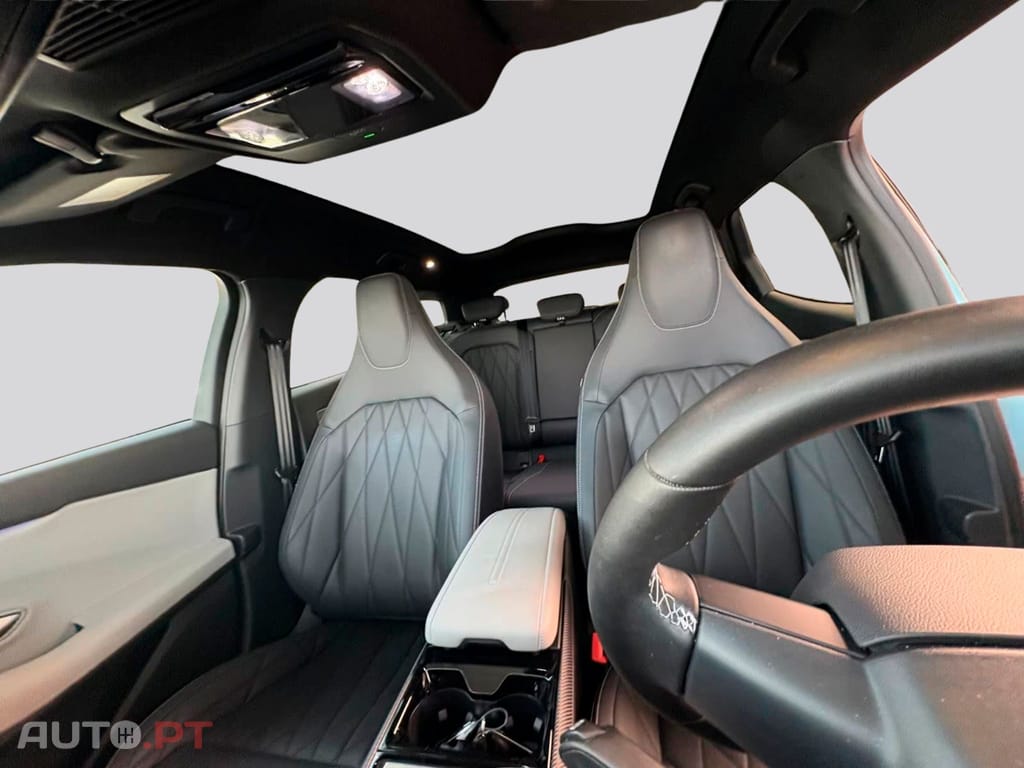 Ford Explorer Premium Extended Range RWD I.V.A DEDUTIVEL 