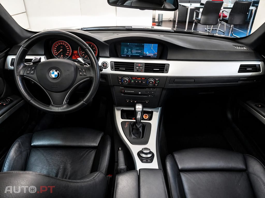 BMW 335 i Coupe Aut.