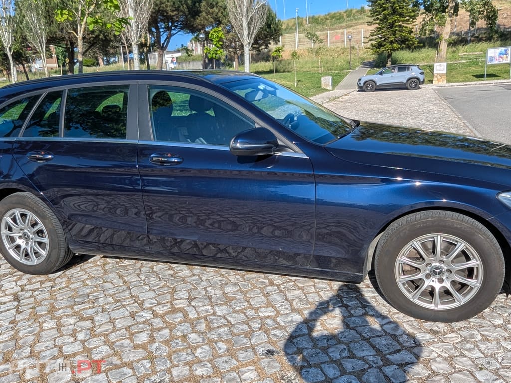 Mercedes-Benz C 220 C220D - 9G Tronic