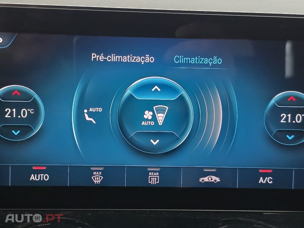 Mercedes-Benz EQA 250 AMG Line
