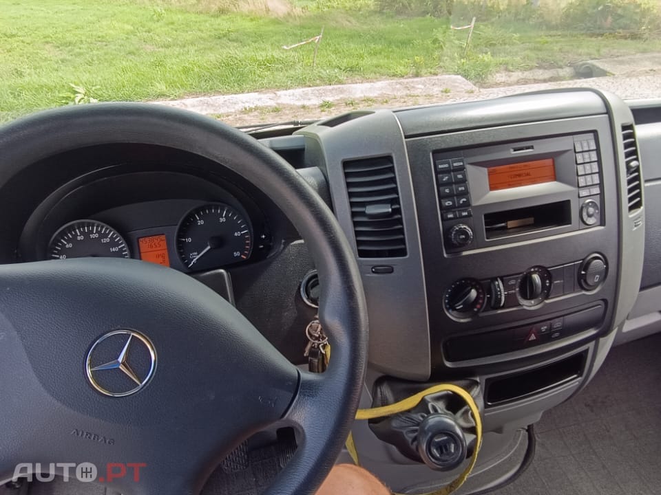 Mercedes-Benz Sprinter 313