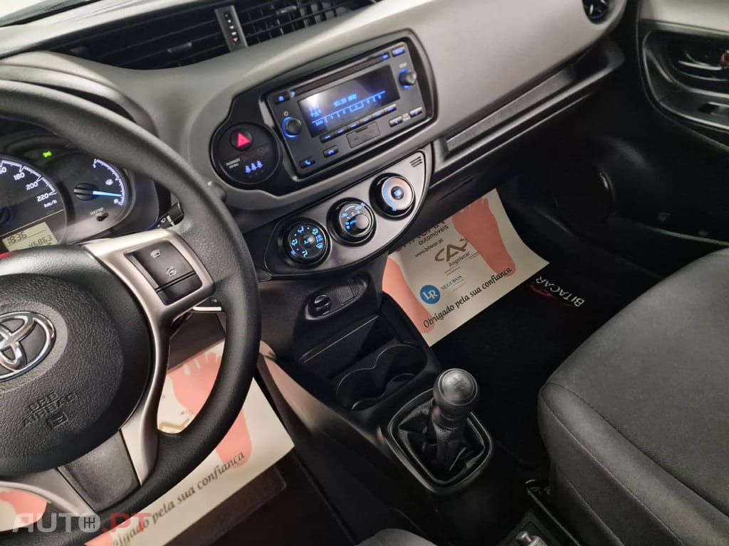 Toyota Yaris 1.0 VVT-I ACTIVE