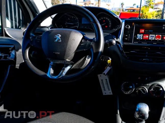 Peugeot 208 1.5 BlueHDi Allure