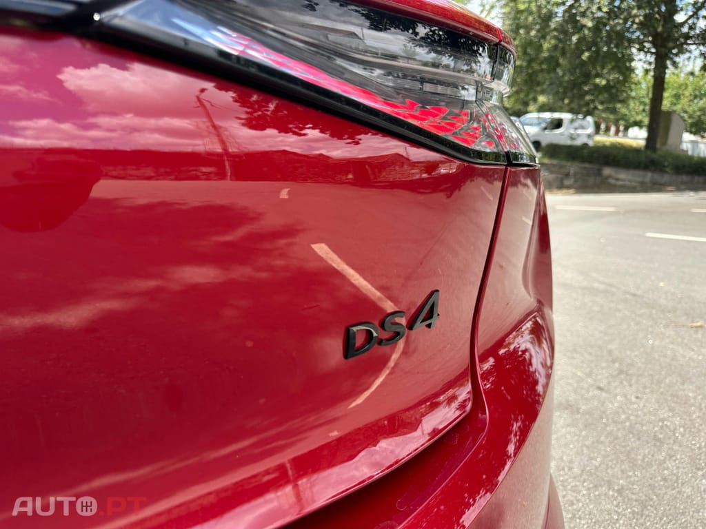 DS DS4 E-Tense Performance Line EAT8