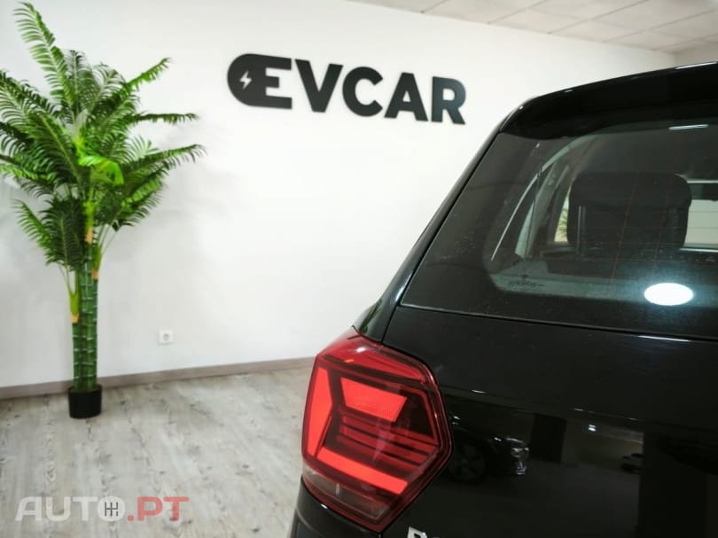 Volkswagen Polo 1.0 Confortline