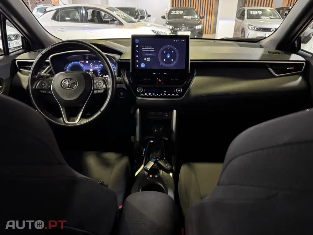 Toyota Corolla Cross exclusive