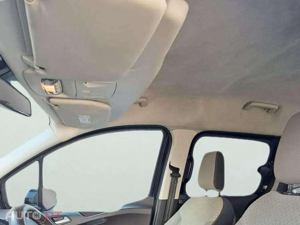 Ford Tourneo 1.0 EcoBoost Titanium