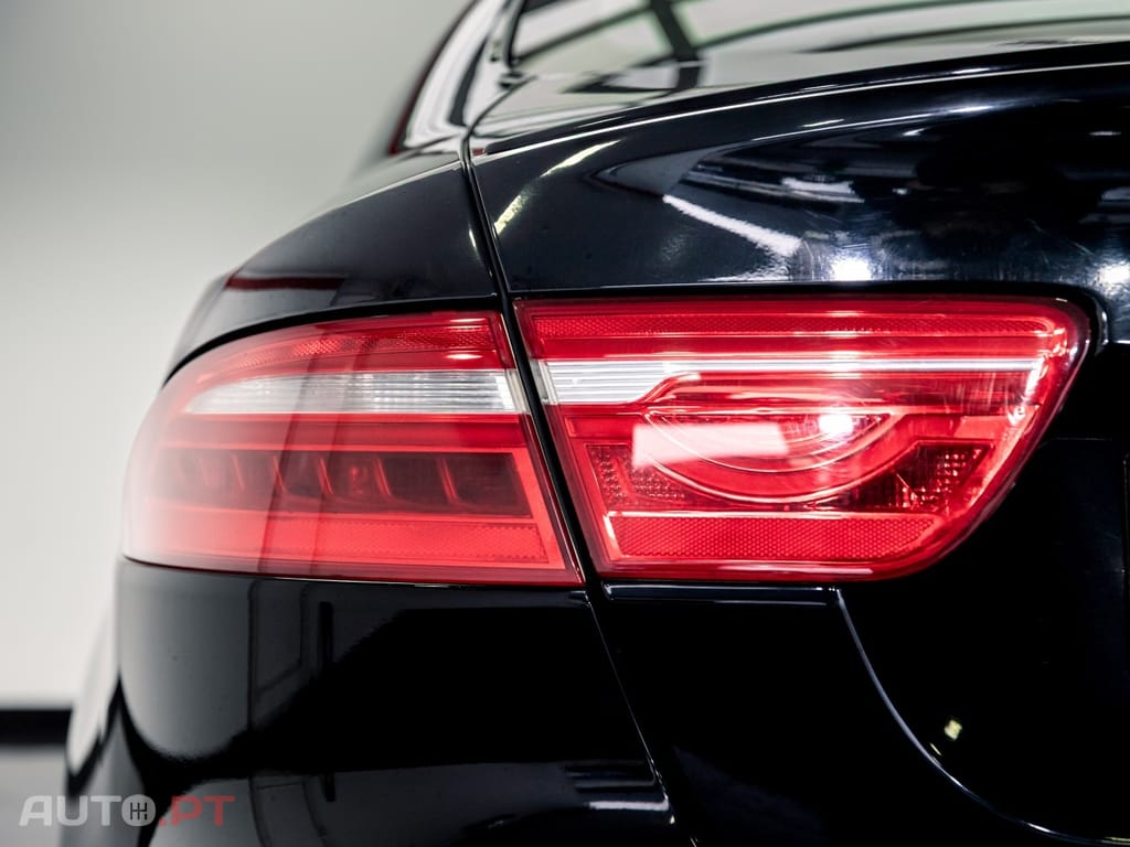 Jaguar XE 2.0 D R-Sport Aut.