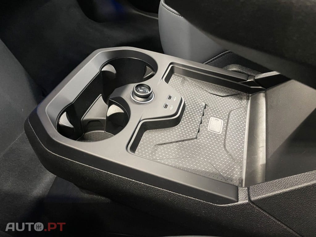 BMW iX 50 xDrive Sport  I.V.A DEDUTÍVEL 