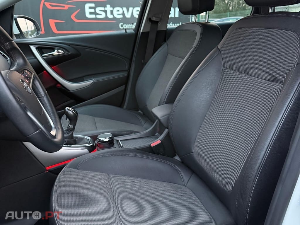 Opel Astra J Sports Tourer