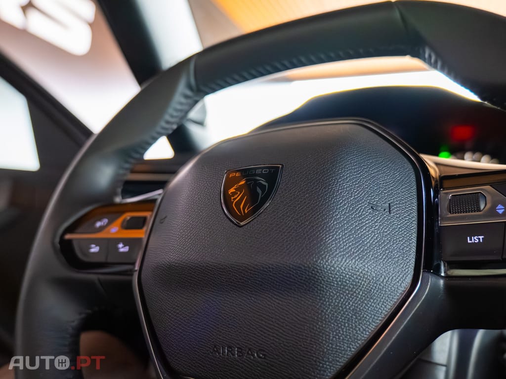 Peugeot 2008 1.2 PureTech Active Pack