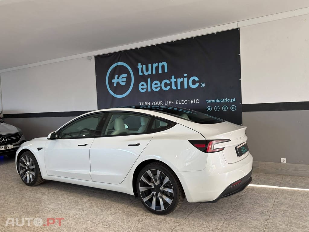 Tesla Model 3 Tração Traseira Premium