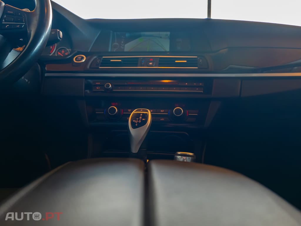 BMW 520 d Exclusive Auto 129g