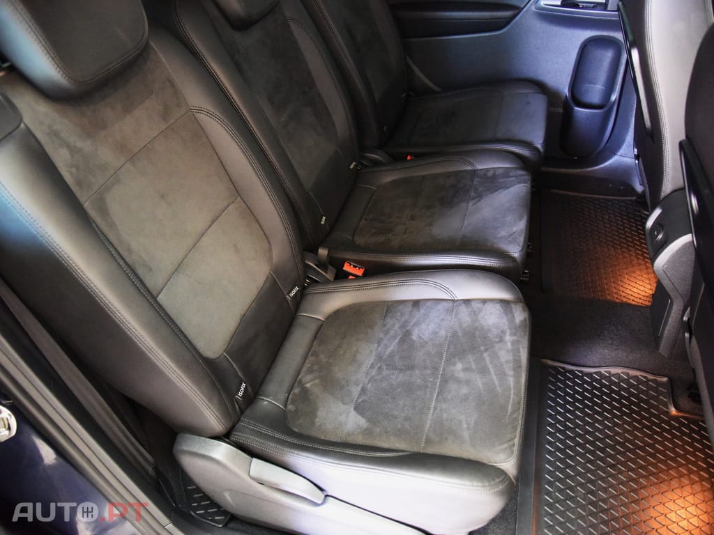 Volkswagen Sharan 2.0 TDI Highline DSG