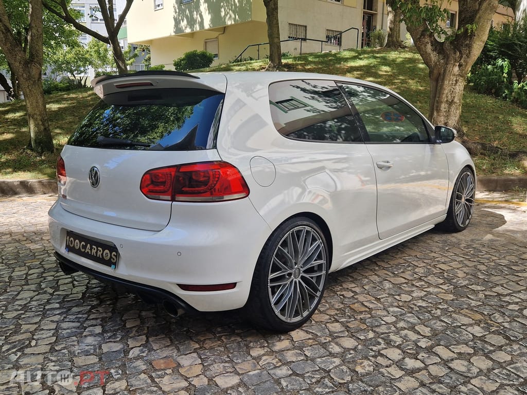 Volkswagen Golf 2.0 TSi GTi