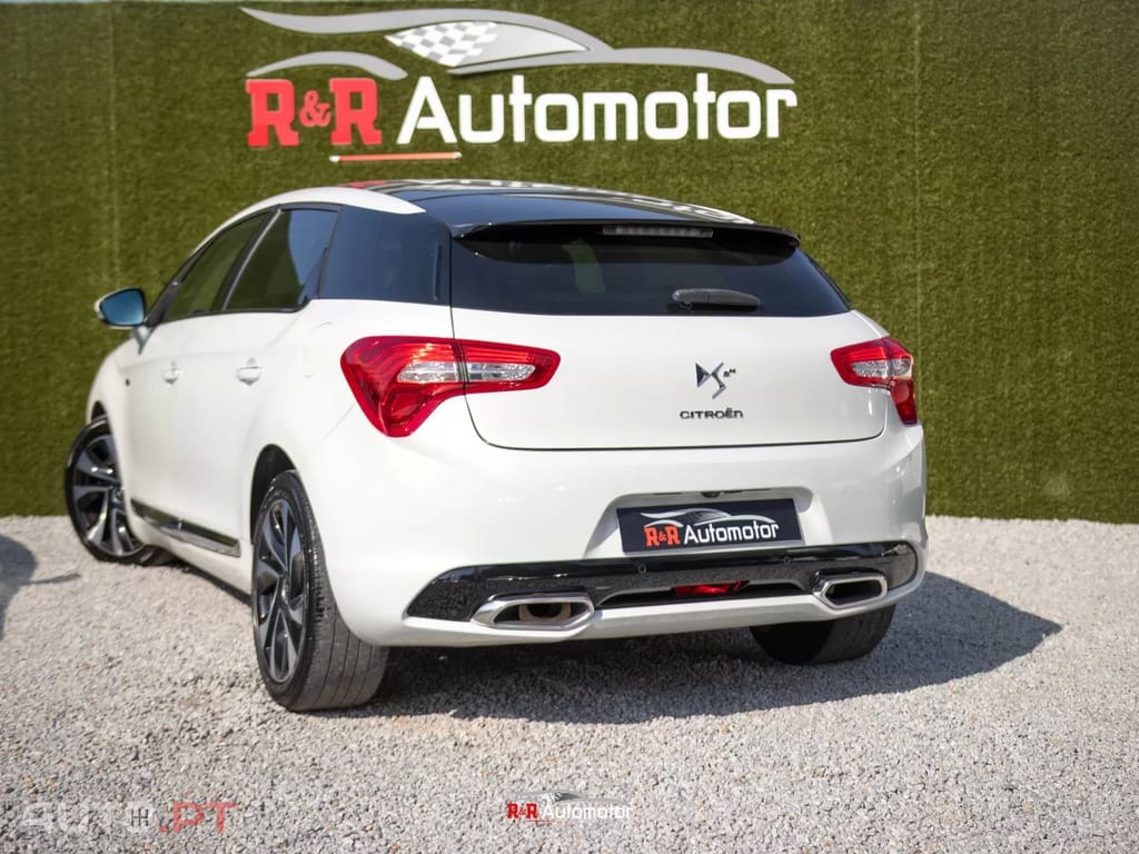 Citroën DS5 2.0 HDi Hybrid4 Sport Chic CMP6 — fotografia 2